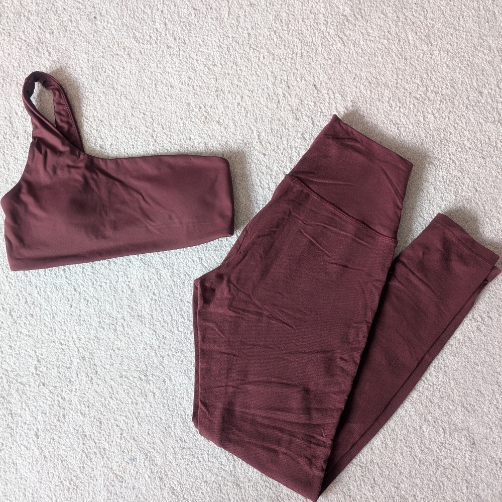 Offline By Aerie: Leggings And Sports Bra Matching Set